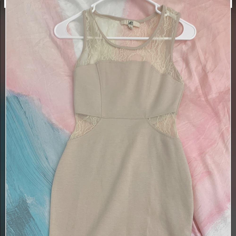 XS minidress with lace details